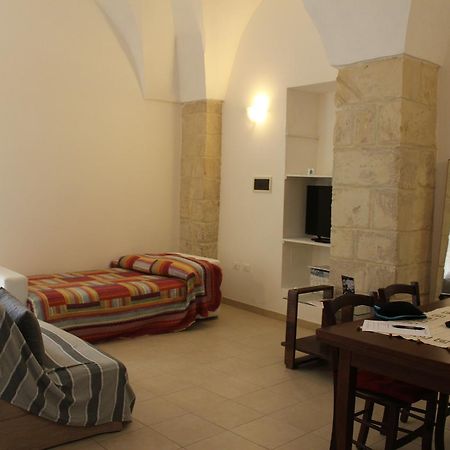 Piazzetta Acquaviva Διαμέρισμα Λέτσε Εξωτερικό φωτογραφία