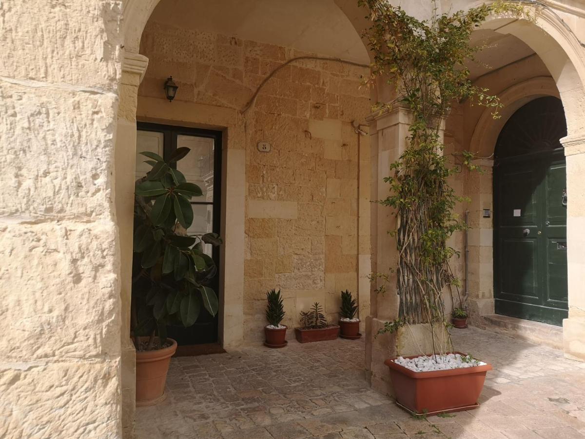 Piazzetta Acquaviva Διαμέρισμα Λέτσε Εξωτερικό φωτογραφία